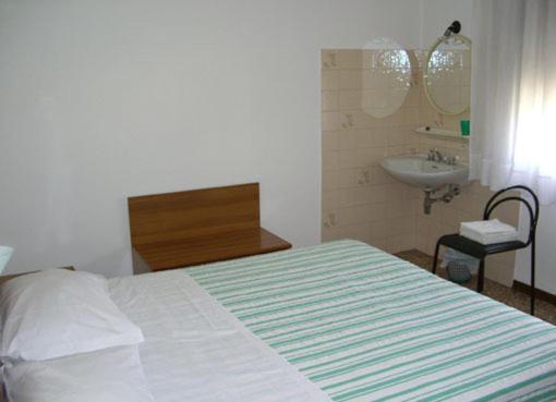 Hotel Vidale Местре Экстерьер фото